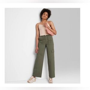 Women’s High-Rise Straight Leg Cargo Pants - Wild Fable Olive Green size L
